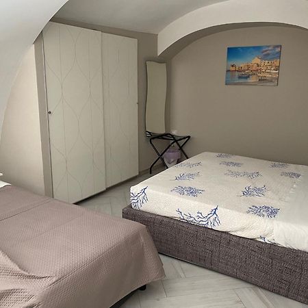Felu'S House Apartment Giovinazzo Exterior photo